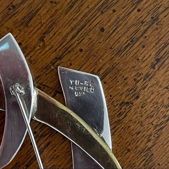 Vintage Mexico TD-62 925 Sterling Silver Brooch Pin Womens Jewelry Minimalist - Picture 3 of 6